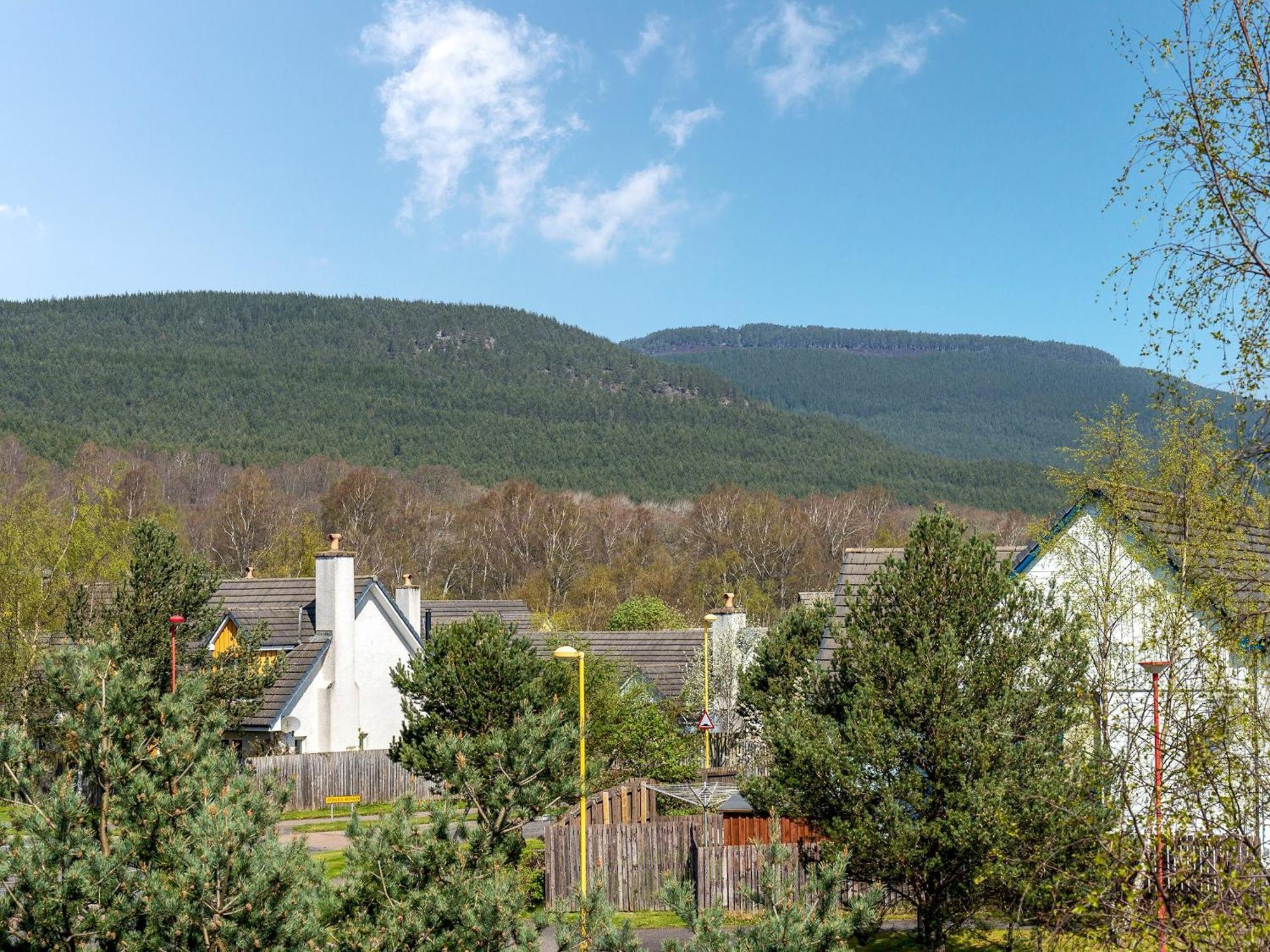 The View At No10 Villa Aviemore Exterior photo